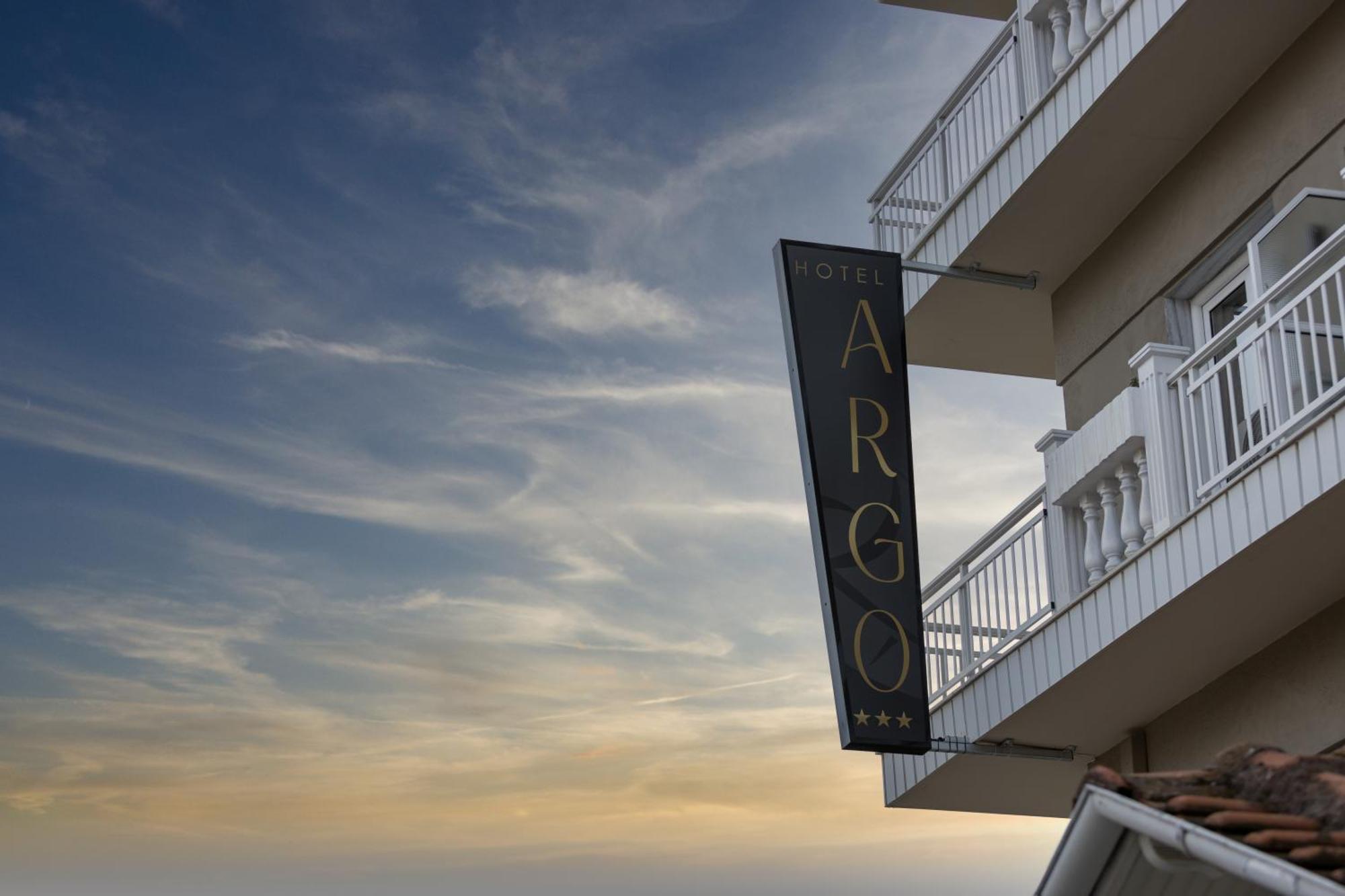 Hotel Argo Paralía Dış mekan fotoğraf